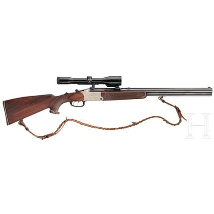 一支配备蔡司瞄准镜的Blaser组合枪  
口径12/70，口径.22 Hornet，编号09831