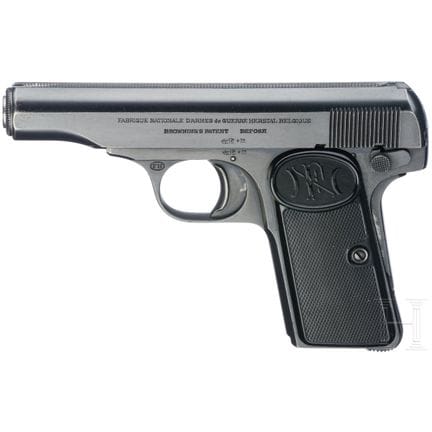 FN 1910型  
口径7.65毫米布朗宁，编号316022，编号一致。光面枪管，长87毫米。经比