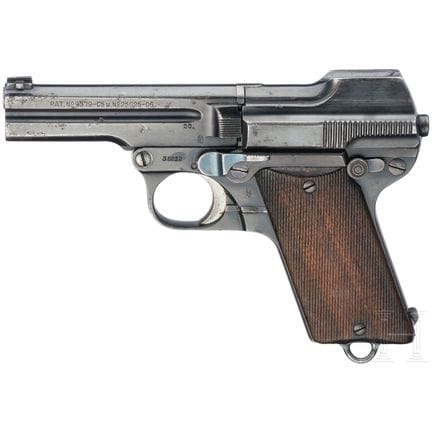 斯太尔（Steyr）1909/34型  
口径7.65毫米布朗宁，编号38812，编号一致。翻转枪管