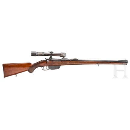 一支斯太尔M95型步枪，配卡勒斯瞄准镜  
口径：8x50R曼恩，编号4028C，哑光 finish
