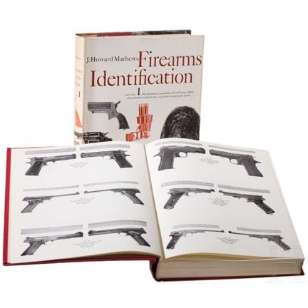 Due libri su “Firearms Identification” di Howard M
