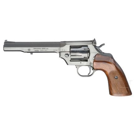 布尔诺制造 ZKR 551 靶枪式左轮手枪  
口径 .38 Special，编号 4-0048，编