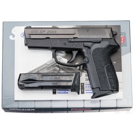 Un SIG Sauer modèle SP2009  
Calibre 9 mm Luger, n