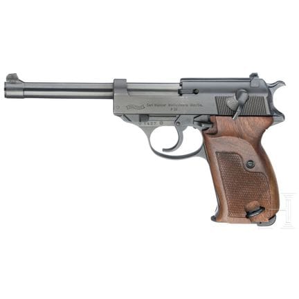 Un Walther (Ulm) modèle P38 à canon long  
Calibre