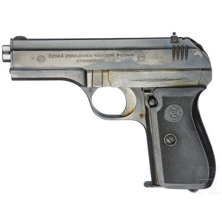 A CZ Mod. 27, 1949  
Calibre 7,65 mm Browning, n° 