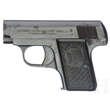 Dusek, modèle Duo  
Calibre 6,35 mm Browning, n° 1