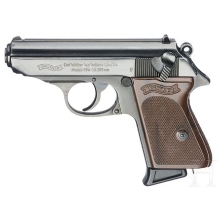 Un Walther (Ulm) PPK  
Calibre 7,65 mm Browning, n