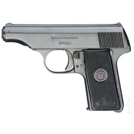 Un Walther modèle 8, 3e version  
Calibre 6,35 mm 
