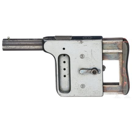 Un pistolet de poche Manufrance Gaulois n° 1  
Cal