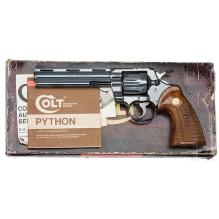 Un Colt Mod. Python, dans sa boîte, 1983  
Calibre