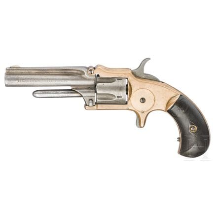 Un J.M. Marlin mod. 1873 n° 2 Standard .32 RF  
Ca