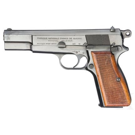 FN Mod. 1935 Hi-Power  
口径 9mm卢格，编号 EO1804，编号一致。枪管