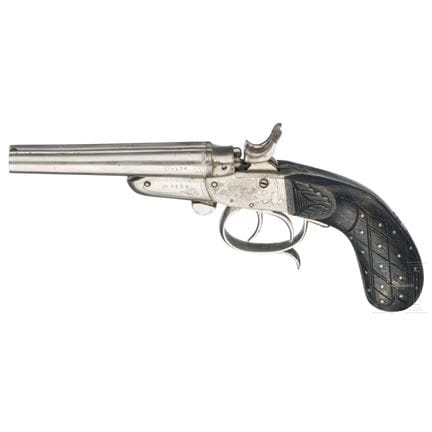一把制造商不详的并列式手枪  
口径 .32S&amp;W，编号 4136，并列式、带膛线、光面翻转
