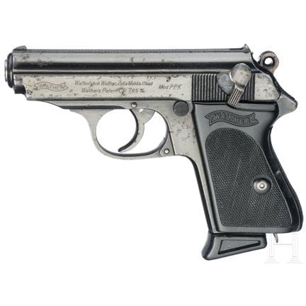 Un Walther (Zella-Mehlis) modèle PPK  
Calibre 7,6