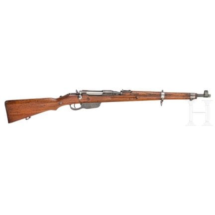 Una carabina Steyr Mod. M 95  
Calibre 8x50R Mannl