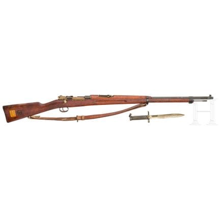 Un Carl Gustaf, modelo M 96/1921  
Calibre 6,5x55S