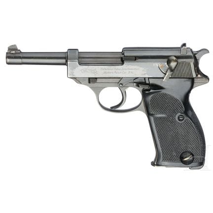 Una Walther HP «m/39»  
Calibre 9 mm Luger, n.º H2