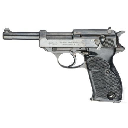 Una Walther HP «m/39»  
Calibre 9 mm Luger, n.º H1