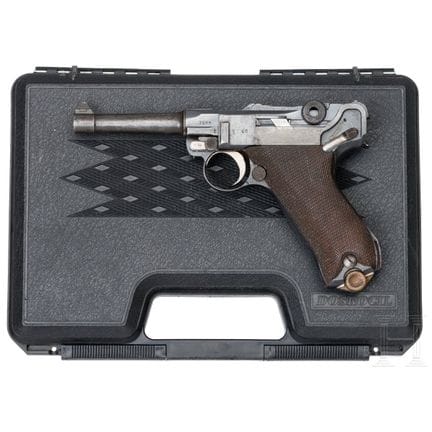 Luger di Erfurt, 1918  
Calibro 9 mm Luger, n. 756