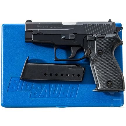 A SIG Sauer P 6 , German Police, in box  
Kal. 9mm
