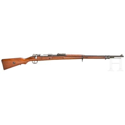 A F. B. Radom, modelo wz98a  
Calibre 8x57JS, n.º 