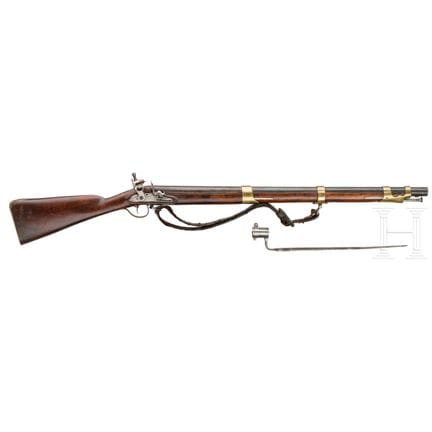 Un fusil de cadete M 1777/1801 con bayoneta  
Cañó