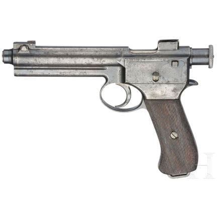 Una Steyr Mod. 1907-I  
Calibre 8 mm Steyr, n.º 13