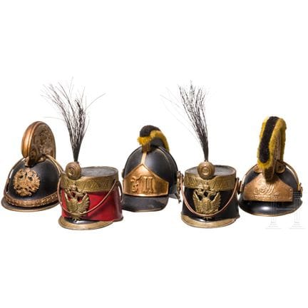 Cinco cascos en miniatura austriacos (donaciones d