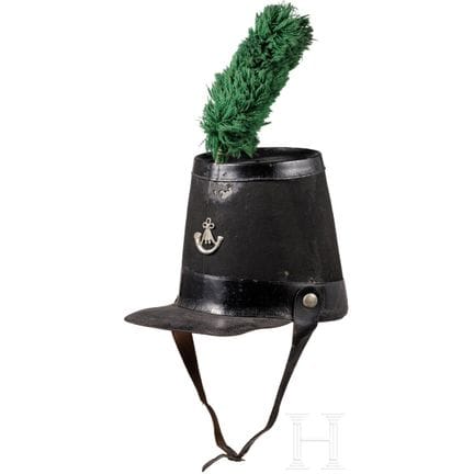Uno shako nello stile della Legione tedesca del Re