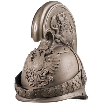 Casco austriaco para oficiales de los dragones de 