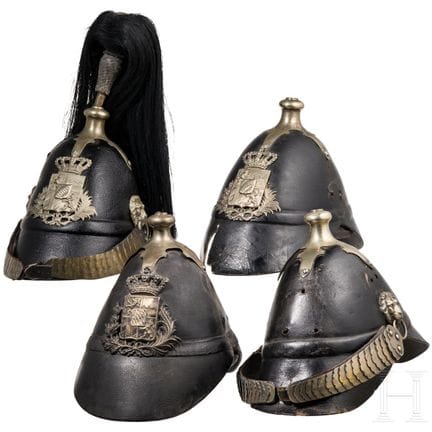 Quattro elmetti M 1848 frammentari della fanteria 