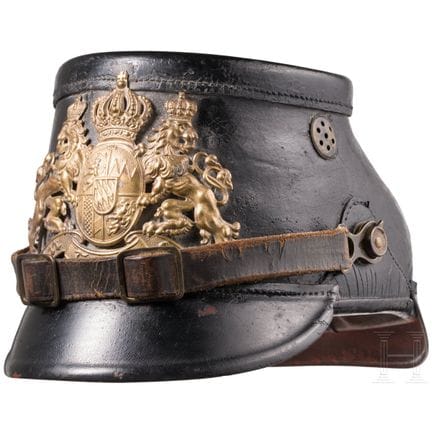 Uno shako M 1895 per i soldati semplici delle trup