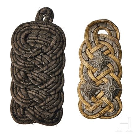 A Prussian Generaloberst and HR1 Hussar Major sing