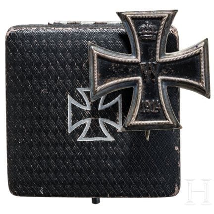Une Croix de fer de 1914, 1re classe, dans son étu