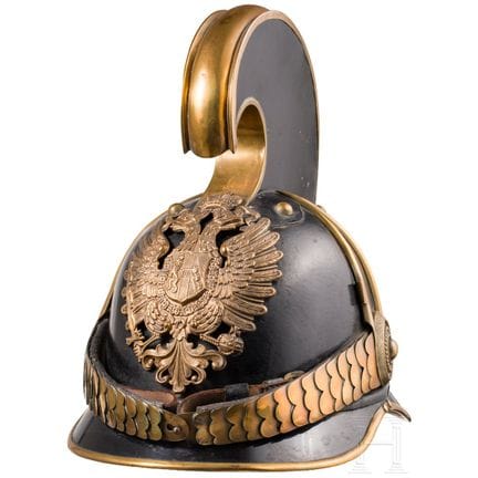 Un casco M 1905 para soldados de dragones  
Cuerpo