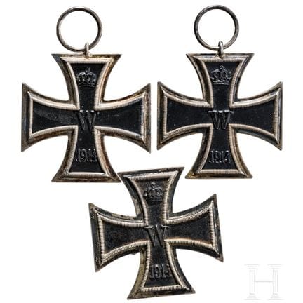 Trois croix de fer de 1914  
Une croix de 1re clas
