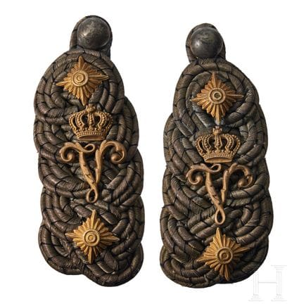 A pair of shoulder boards for a Colonel of the 2nd