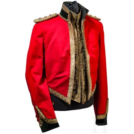 Túnica y chaleco de uniforme para los oficiales de
