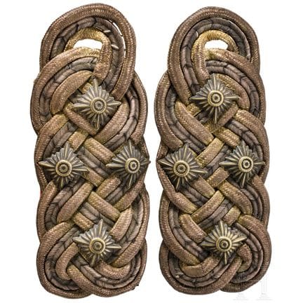 A pair of epaulettes for a Prussian Colonel-Genera