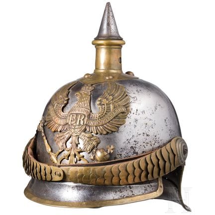 A helmet M 1867 for enlisted men in the Cuirassier