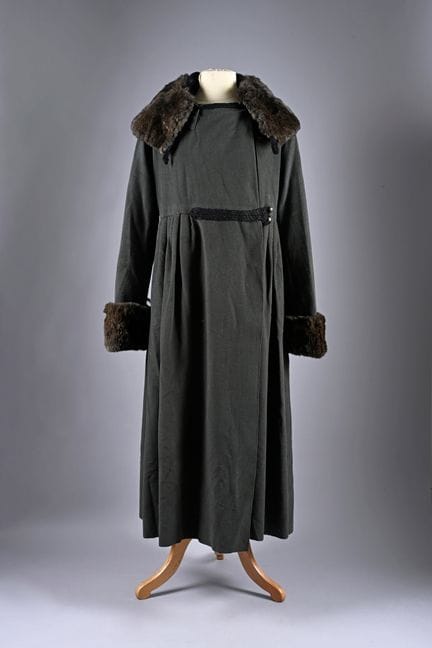 Manteau de dame griffé Paul Poiret, vers 1915- 191