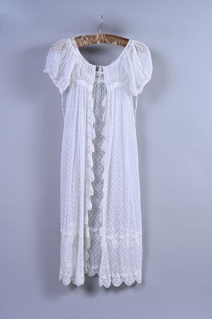 Robe de dessus pour une fillette, époque Empire, r