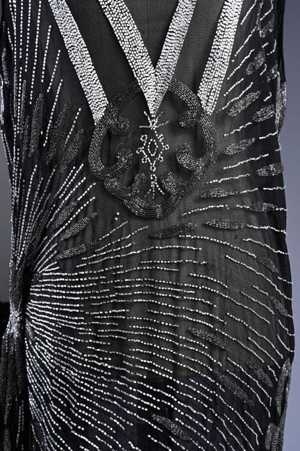 Robe du soir, vers 1925, robe sans manches en crêp