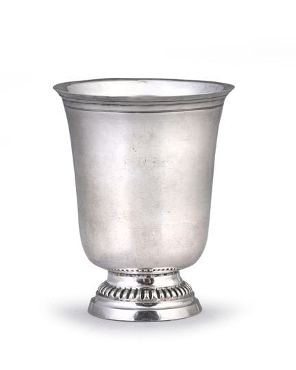 Silberne (950°/°°) Timbale in Tulpenform, mit godr