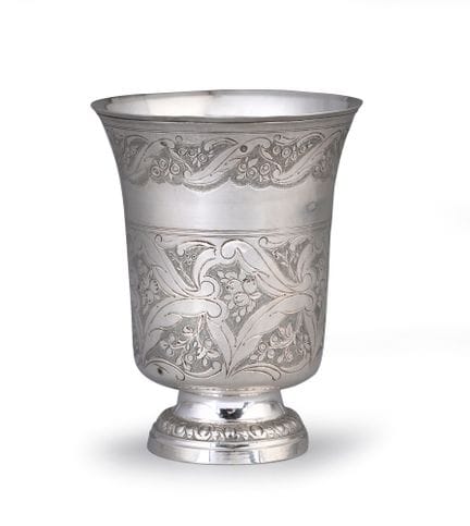 Timbale en argent (950°/°°) de forme tulipe, repos