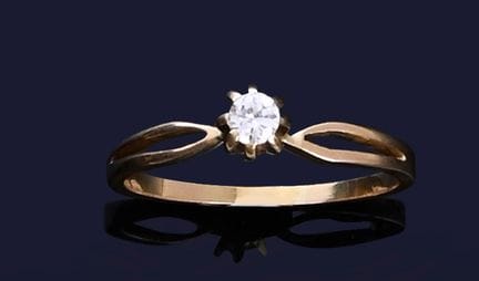 Solitärring aus 18-karätigem Gold (750er), verzier