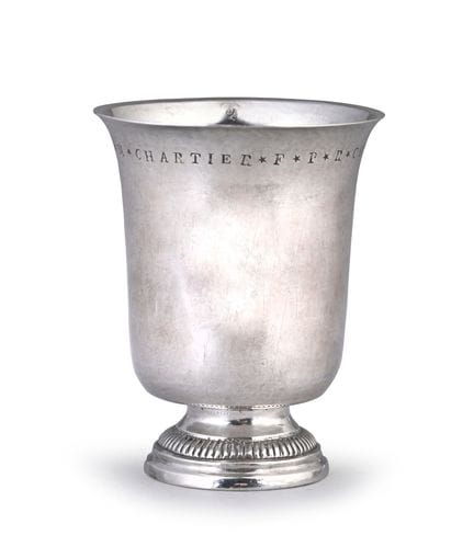 Silberne (950°/°°) Timbale in Tulpenform, der Fuß 