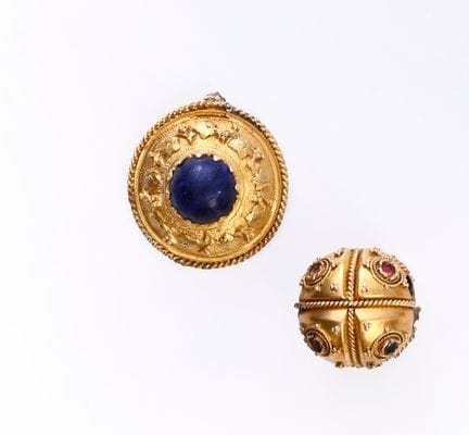 Set bestehend aus einer Uhr aus 750er Gelbgold, ei