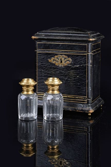 Coffret à flacon Napoléon III gainé de maroquin no