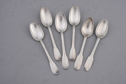 Ensemble de quatre cuillères à café en argent, du 